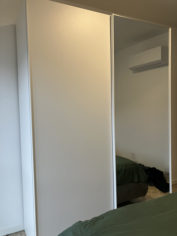 Wardrobe in the small room